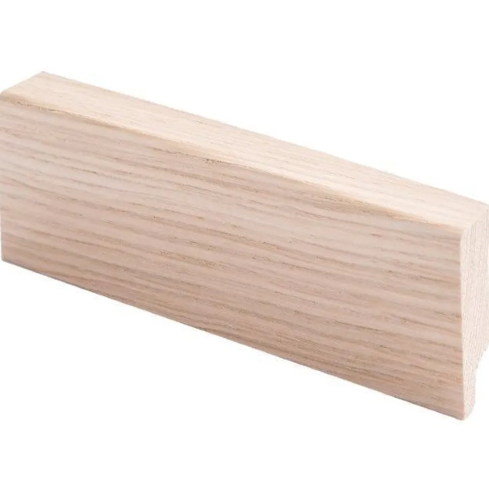 Jalkalista Maler ART Aava R2, 16x42x2700mm, tammiviilu, lakattu