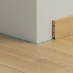 Jalkalista vinyylille Pergo Beige Valley Oak, 240cm