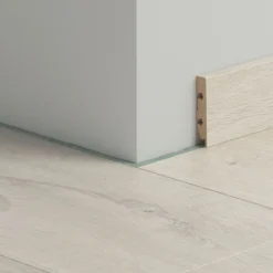 Jalkalista vinyylille Pergo Beige Valley Oak, 240cm