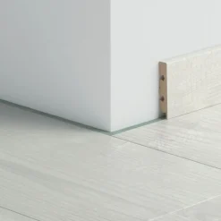 Jalkalista vinyylille Pergo Beige Valley Oak, 240cm