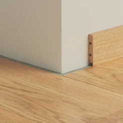 Jalkalista vinyylille Pergo Beige Valley Oak, 240cm