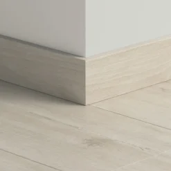 Jalkalista vinyylille Pergo Beige Valley Oak, 240cm