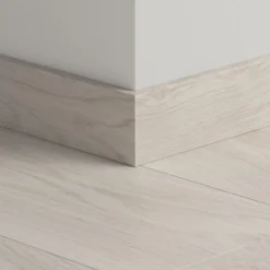 Jalkalista vinyylille Pergo Beige Valley Oak, 240cm
