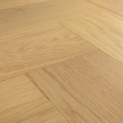 Kalanruotoparketti Pergo Saltholm Natural Herringbone Oak, ekstramattalakattu