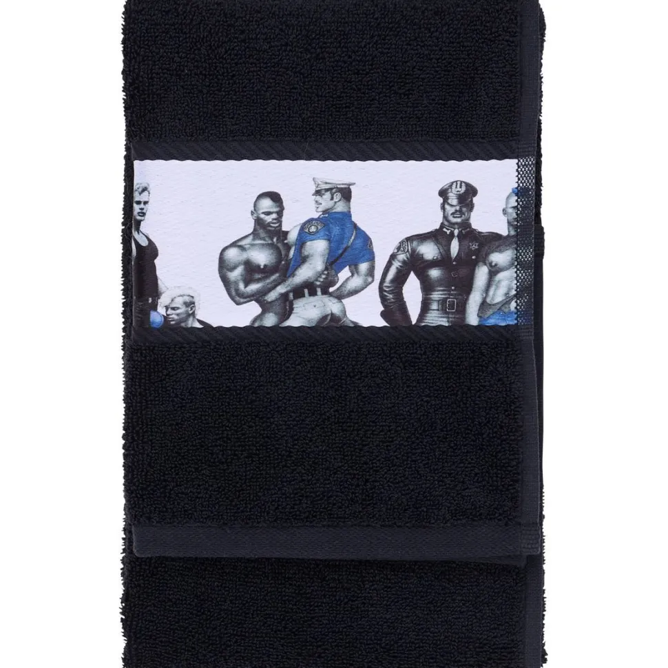 Käsipyyhe Finlayson Finlayson Tom Of Finland Blue Squad, 50x80cm, musta