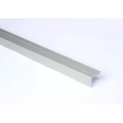 Kulmalista Küberit 235 F4, 24,5x1000 mm, alumiini, hopea