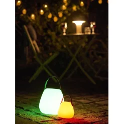 Ladattava LED-lyhty House Nordic Derry, ulkokäyttöön, ø13cm, RGB, IP44, 3.7V, 1500mAh, valkoinen