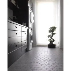 Lattialaatta Pukkila Natura 6-kulmainen Musta himmeä sileä 115x100 mm