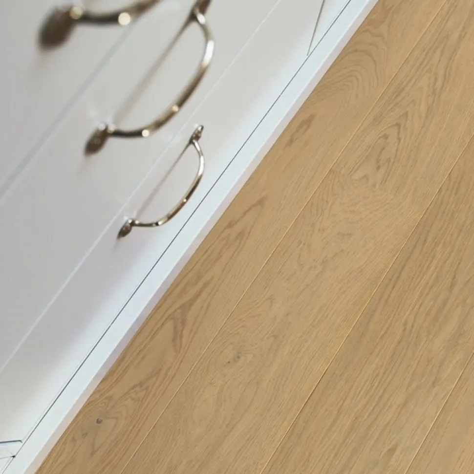 Parketti Pergo Falster Light Pure Oak, ekstramattalakattu