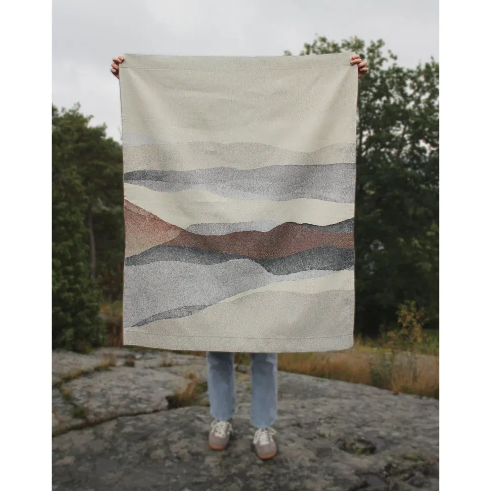 Seinävaate Svanefors Dunes, 98x129cm, ruskea
