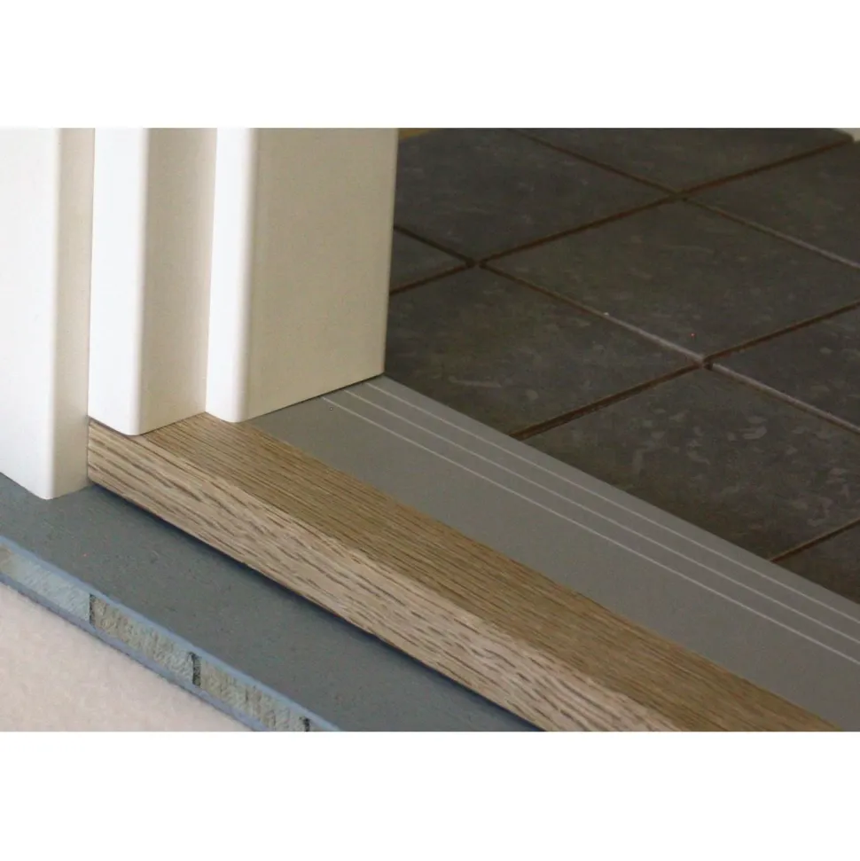 Vedeneristekynnys Panelia Woods Elite, 22x92x1010mm M10, tammilakattu, eri kyntekorkoja